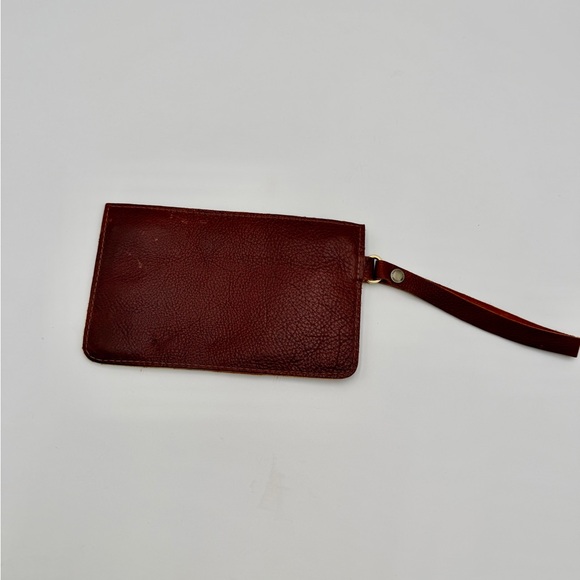 Portland Leather Adriana Pouch - Picture 3 of 5